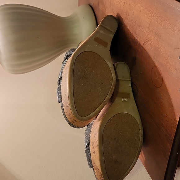 Nice Guess wedges 5" wedges, sparkly - Picture 2 of 5